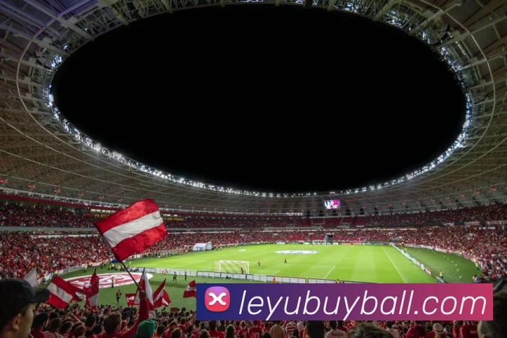 前皇马球员点评西蒙尼维尼修斯冲突呼吁教练应保持冷静与克制